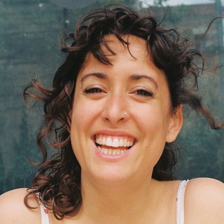 Retrat de la il·lustradora Marina Sàez